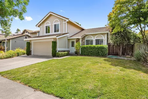 1180 Wieling Way, Petaluma, CA 94954