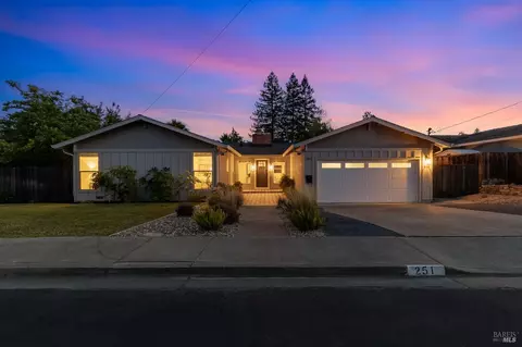 251 Donegal Way, Martinez, CA 94553