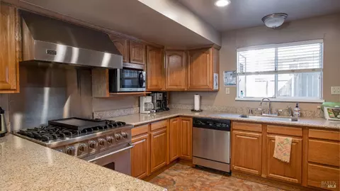 232 Daisy Dr, Napa, CA 94558 photo 31
