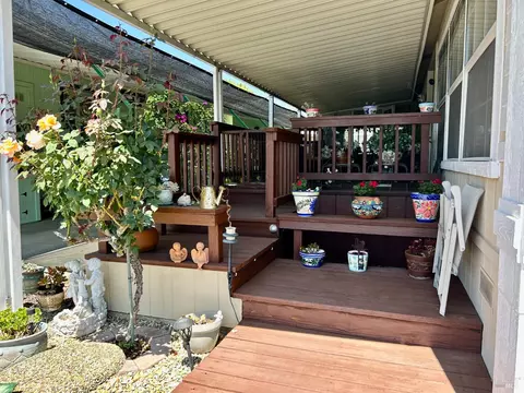 232 Daisy Dr, Napa, CA 94558 photo 3