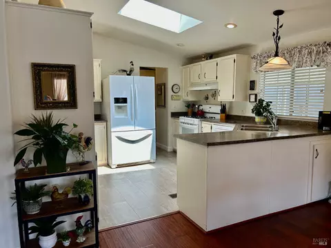 232 Daisy Dr, Napa, CA 94558 photo 11
