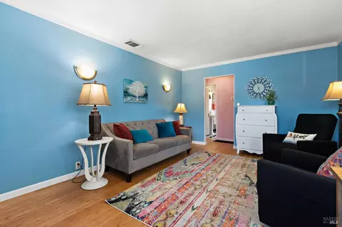 Living - 228 14th St, Vallejo, CA 94590 photo 3 of 3