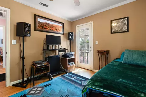 Bedroom - 228 14th St, Vallejo, CA 94590 photo 4 of 4