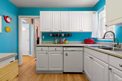 Kitchen - 228 14th St, Vallejo, CA 94590 photo 3 of 4