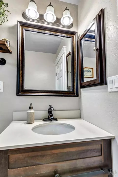 100 Webster St, Vallejo, CA 94591 photo 24
