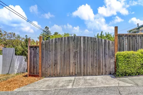 100 Webster St, Vallejo, CA 94591 photo 41