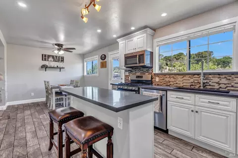100 Webster St, Vallejo, CA 94591 photo 5