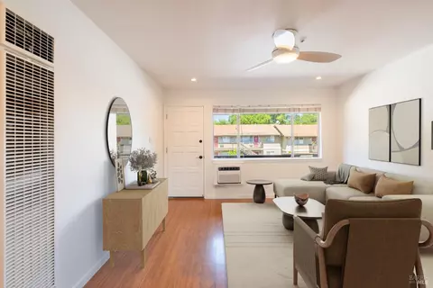 436 North St #12, Healdsburg, CA 95448