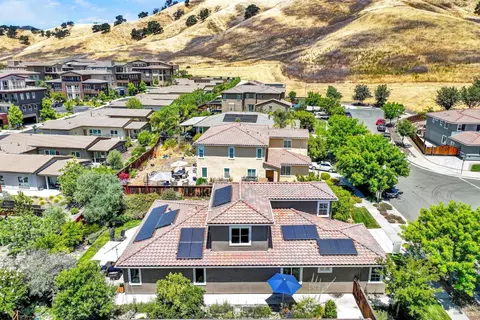 View/Area - 4905 Couples Cir, Fairfield, CA 94533 photo 7 of 13