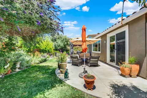Exterior - 4905 Couples Cir, Fairfield, CA 94533 photo 23 of 28