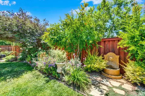 Exterior - 4905 Couples Cir, Fairfield, CA 94533 photo 18 of 28