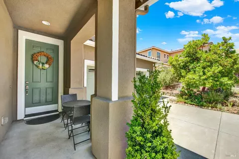 Exterior - 4905 Couples Cir, Fairfield, CA 94533 photo 11 of 28