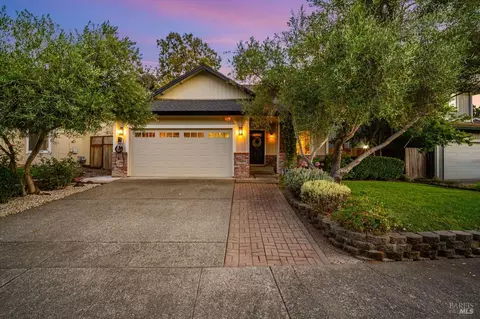 435 Manka Cir, Santa Rosa, CA 95403