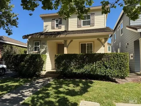 1416 Liverpool Way, Petaluma, CA 94954