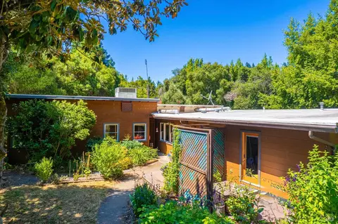 5820 Ruddock Rd N, Philo, CA 95466 photo 2