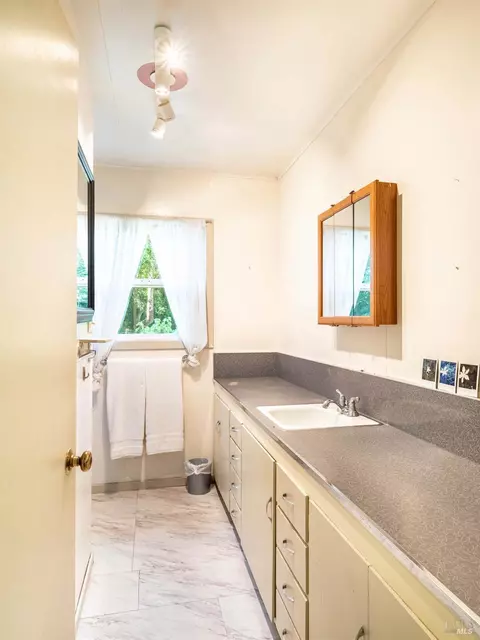 5820 Ruddock Rd N, Philo, CA 95466 photo 10