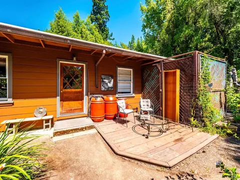 5820 Ruddock Rd N, Philo, CA 95466 photo 3
