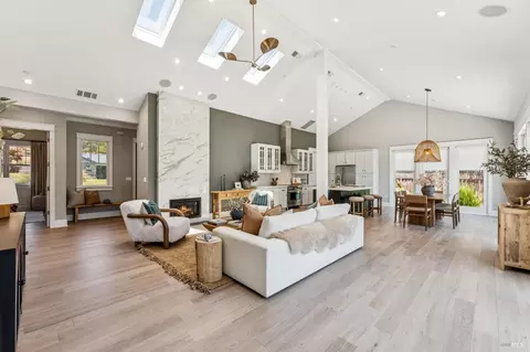 34 Mercury Ave, Tiburon, CA 94920