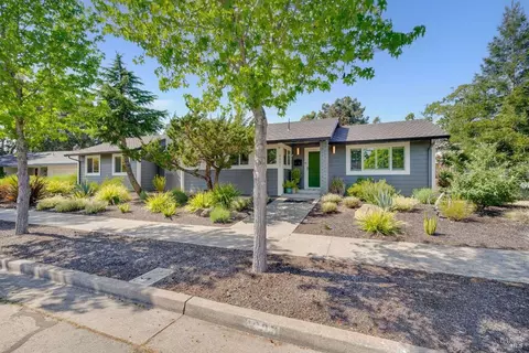 4897 Hoen Ave, Santa Rosa, CA 95405