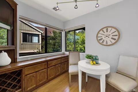 Dining - 25 Knoll Dr, Fairfield, CA 94534 photo 5 of 5