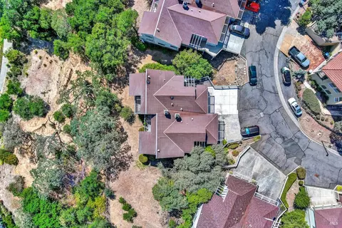View/Area - 25 Knoll Dr, Fairfield, CA 94534 photo 3 of 7