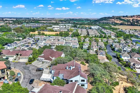 View/Area - 25 Knoll Dr, Fairfield, CA 94534 photo 4 of 7