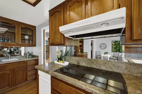 Kitchen - 25 Knoll Dr, Fairfield, CA 94534 photo 5 of 5
