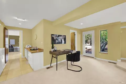 Entry Way - 25 Knoll Dr, Fairfield, CA 94534 photo 1 of 11