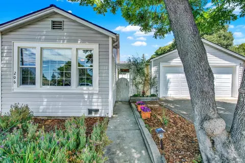206 E Spring St, Napa, CA 94559 photo 6