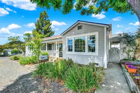 206 E Spring St, Napa, CA 94559 photo 5