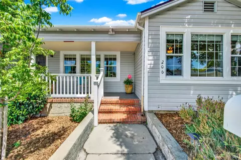 206 E Spring St, Napa, CA 94559 photo 7