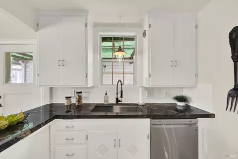 206 E Spring St, Napa, CA 94559 photo 22