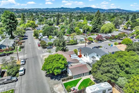 206 E Spring St, Napa, CA 94559 photo 54