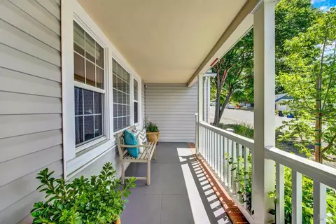 206 E Spring St, Napa, CA 94559 photo 9