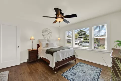 206 E Spring St, Napa, CA 94559 photo 33