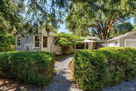 17549 Highland Blvd, Sonoma, CA 95476