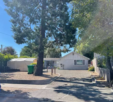 1541 Menlo Ave, Napa, CA 94558