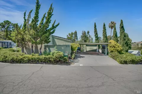 103 Kay Dr, Vallejo, CA 94590 photo 2