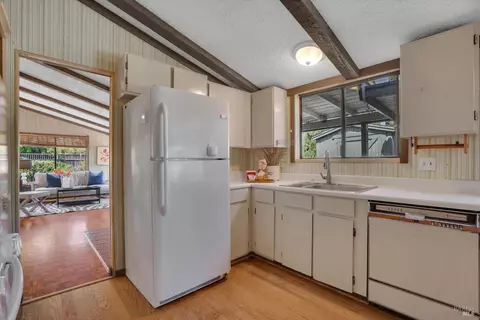 103 Kay Dr, Vallejo, CA 94590 photo 18