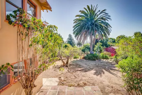 Exterior - 228 Carter St, Vallejo, CA 94590 photo 4 of 9