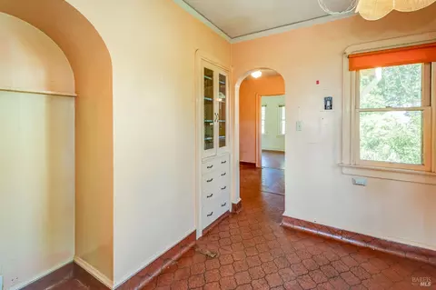 Entry Way - 228 Carter St, Vallejo, CA 94590 photo 3 of 3