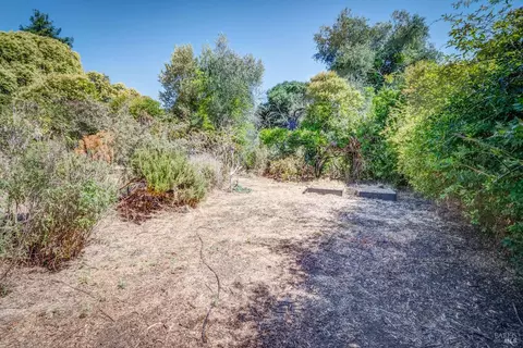 Exterior - 228 Carter St, Vallejo, CA 94590 photo 7 of 9