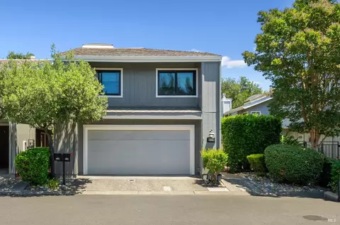2750 Pike Dr, Napa, CA 94558