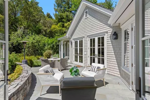 Exterior - 7 Turnagain Rd, Kentfield, CA 94904 photo 9 of 14