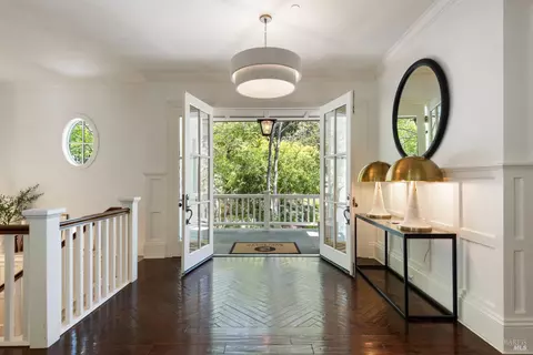 Entry Way - 7 Turnagain Rd, Kentfield, CA 94904 photo 4 of 16