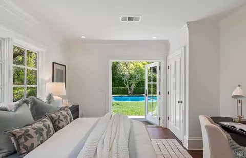 Bedroom - 7 Turnagain Rd, Kentfield, CA 94904 photo 9 of 10
