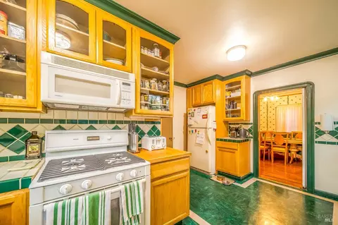 Kitchen - 520 Kentucky St, Vallejo, CA 94590 photo 2 of 2