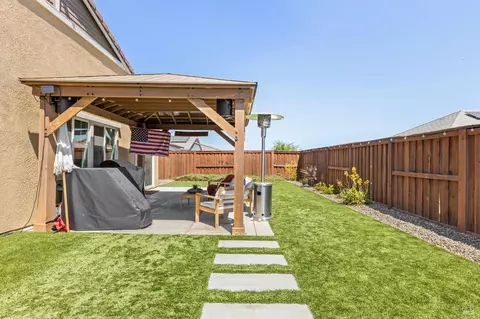Exterior - 1765 Butterfly Ln, Dixon, CA 95620 photo 10 of 10