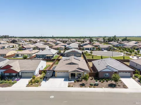 View/Area - 1765 Butterfly Ln, Dixon, CA 95620 photo 1 of 7
