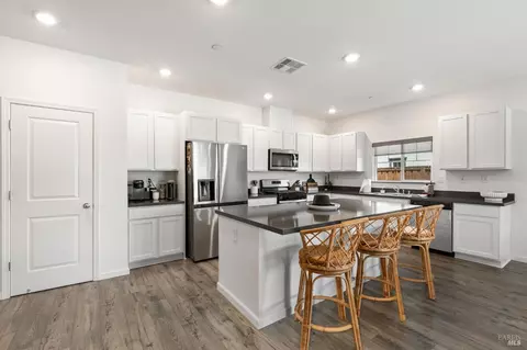 Kitchen - 1765 Butterfly Ln, Dixon, CA 95620 photo 1 of 4